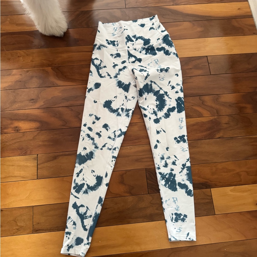 SoulCycle Blue and White Tie-Dye Leggings